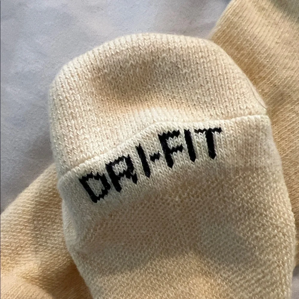 3 pairs Nike Athletic Crew Socks - Picture 4 of 7